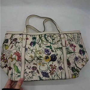 Gucci Cream Floral Tote Bag